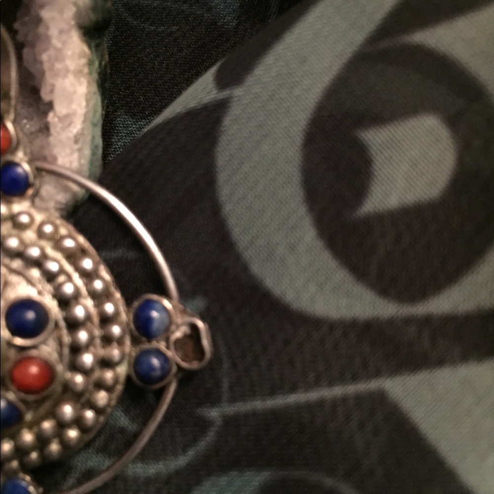 Coral and lapis pendant - Picture 2 of 2